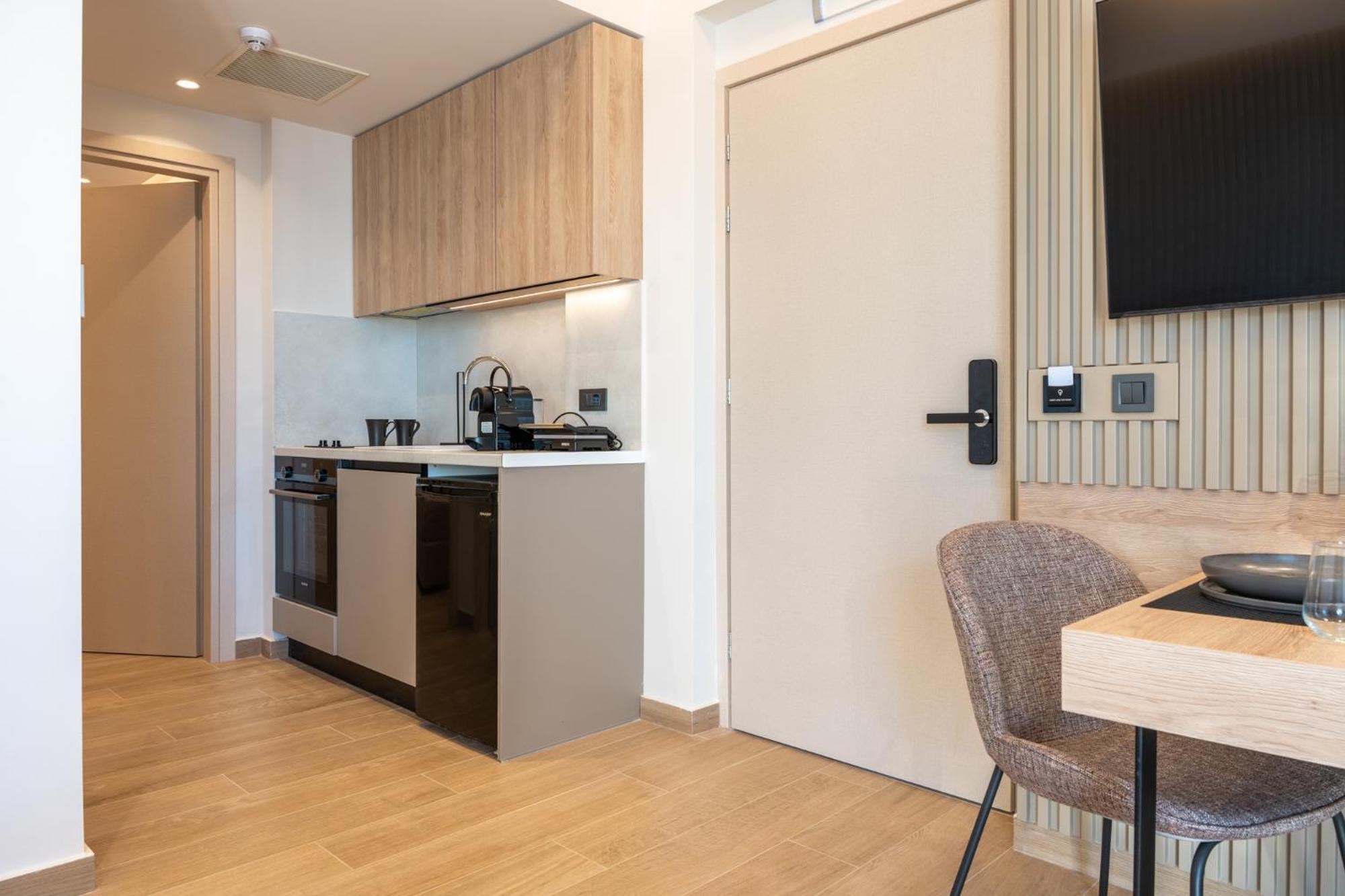 Esthisea Suites Kalamata Dış mekan fotoğraf