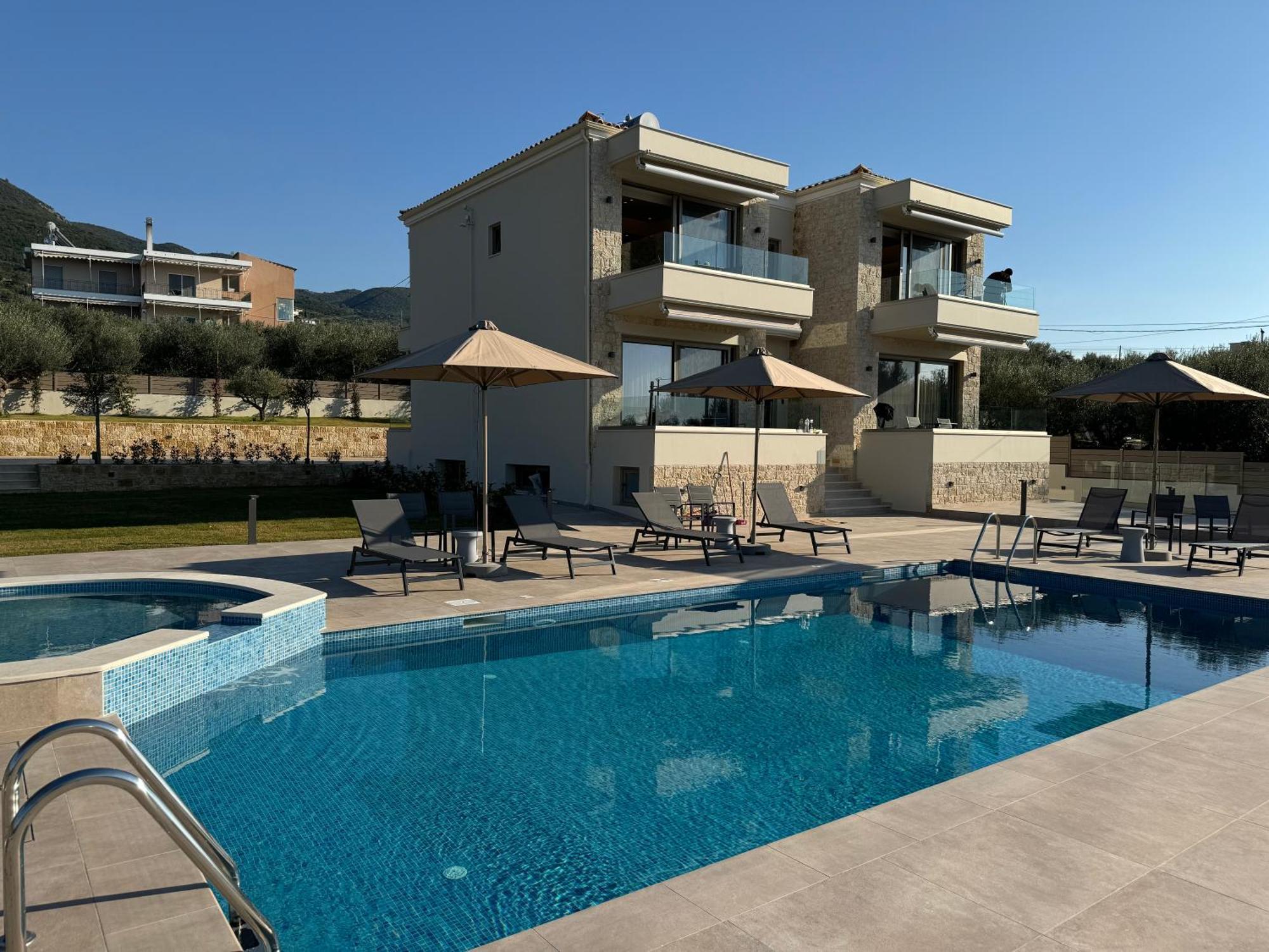 Esthisea Suites Kalamata Dış mekan fotoğraf